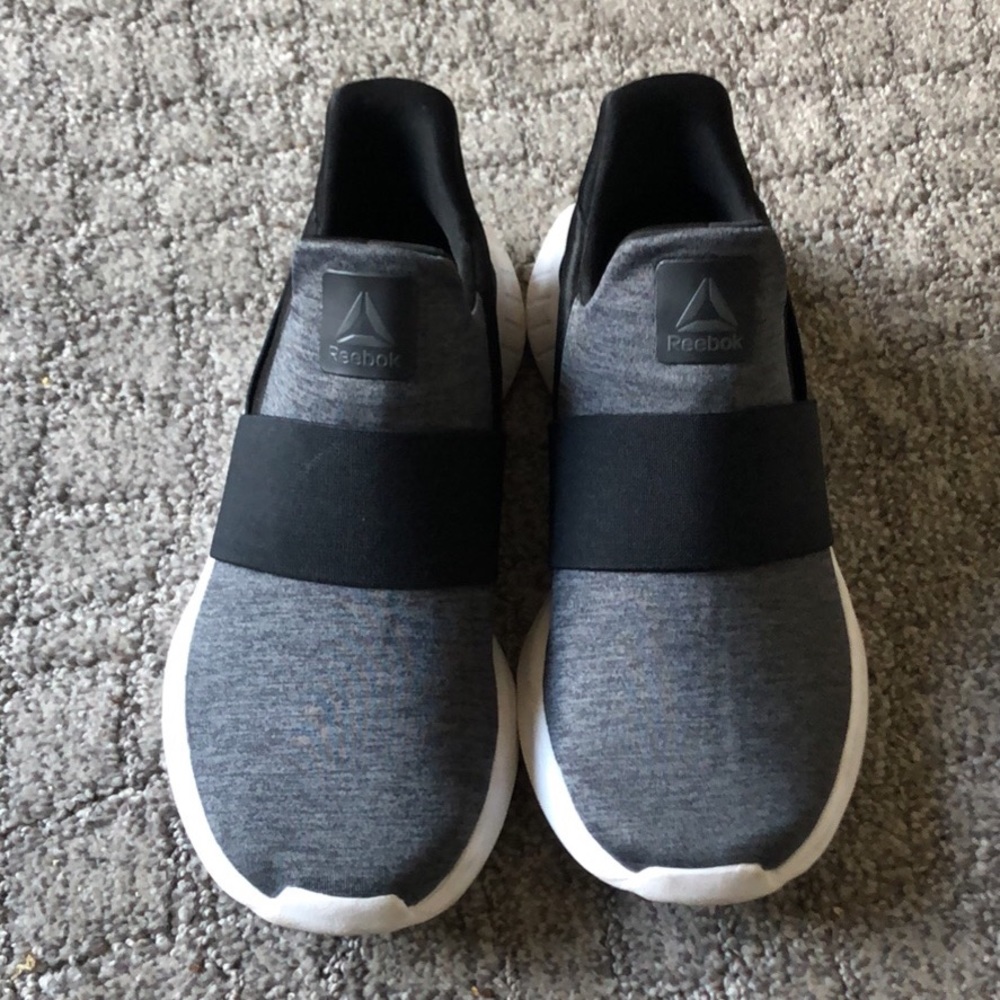 Reebok Slip On Tennis Shoes
